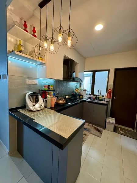 Servis Apartment untuk Dijual di Suria Putra - Penny Quah - Kitchen - PropertyGuru.com.my