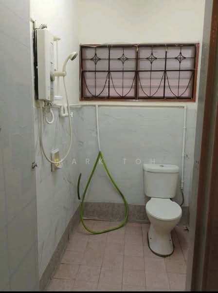 Rumah Berkembar untuk Disewa di SS17 (Subang Jaya) - Mark Toh - Bathroom - PropertyGuru.com.my