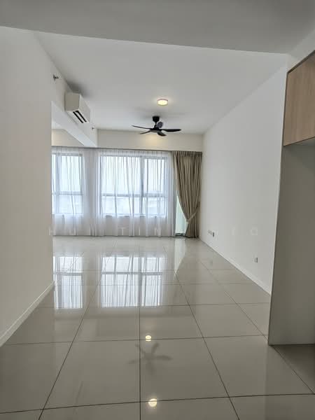 Servis Apartment untuk Disewa di SouthPlace Residences @ Tropicana Metropark - Hui Ting Neo - Living Room - PropertyGuru.com.my
