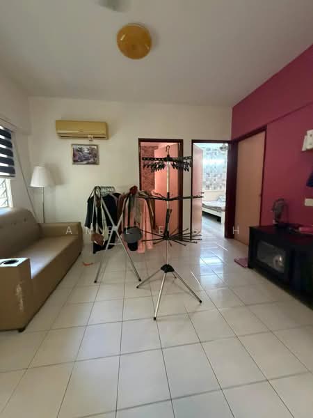 Apartment for Sale at Sri Aman Block G (Sri Aman Block 6) - Amelie Soh - Living Room - PropertyGuru.com.my