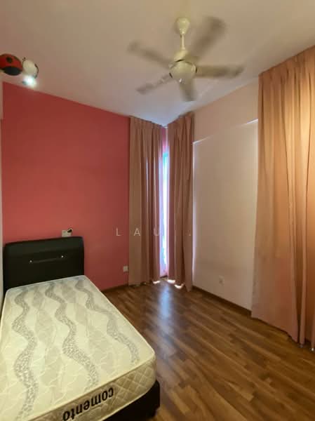 Kondominium untuk Dijual di The Peak Residences - LAU . - Bedroom - PropertyGuru.com.my