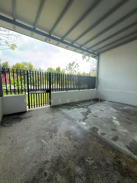 2-storey Terraced House for Rent in Bandar Tasik Puteri (Rawang) - Raymerc Lim - Exterior - PropertyGuru.com.my