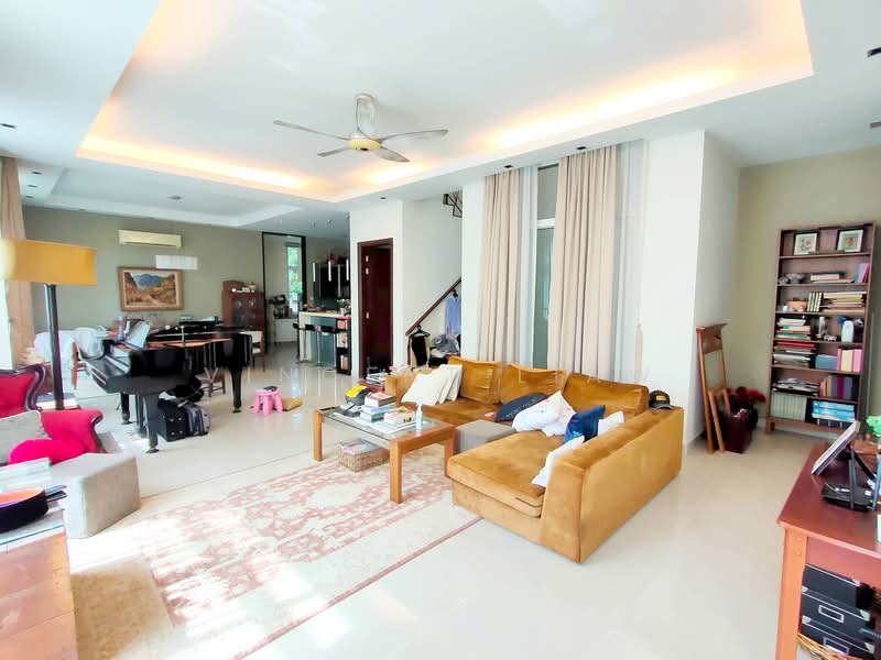 Rumah Berkembar untuk Dijual di Ara Damansara (Selangor) - Vincent Liaw - Living Room - PropertyGuru.com.my