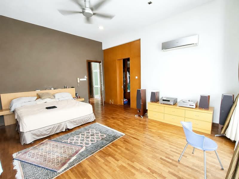 Semi-Detached House for Sale in Ara Damansara (Selangor) - Vincent Liaw - Bedroom - PropertyGuru.com.my