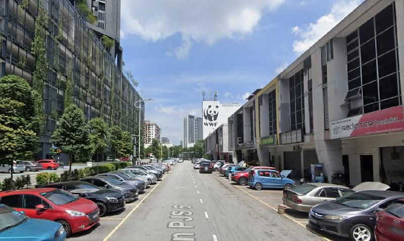 Shop / Office for Rent in Petaling Jaya (Selangor) - Ivan Teh - Exterior - PropertyGuru.com.my