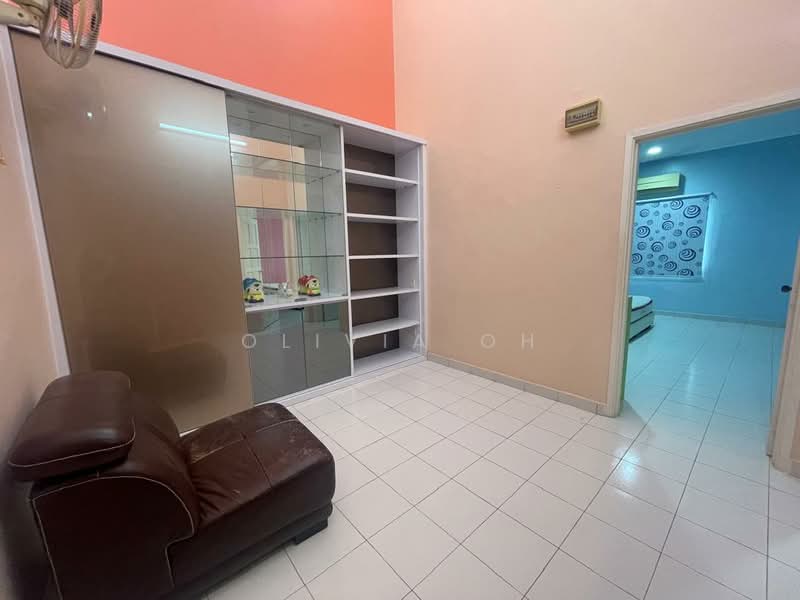 2-storey Terraced House for Rent in Seremban 2 (Negeri Sembilan) - OLIVIA OH - Living Room - PropertyGuru.com.my