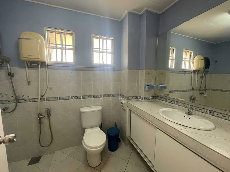 2-storey Terraced House for Rent in Seremban 2 (Negeri Sembilan) - OLIVIA OH - Bathroom - PropertyGuru.com.my