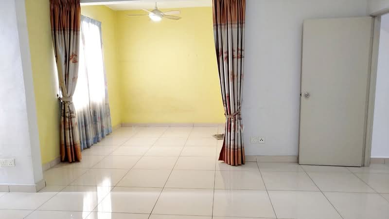 Condominium for Sale at Pearl Avenue - Ken Low - Living Room - PropertyGuru.com.my