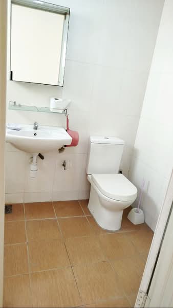 Condominium for Sale at Pearl Avenue - Ken Low - Bathroom - PropertyGuru.com.my