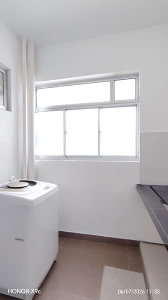 Pangsapuri untuk Disewa di Aronia - Sara Ooi - Yard /Wet Kitchen - PropertyGuru.com.my