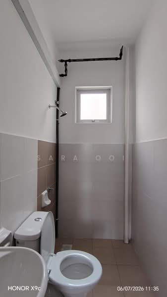 Pangsapuri untuk Disewa di Aronia - Sara Ooi - Bathroom - PropertyGuru.com.my