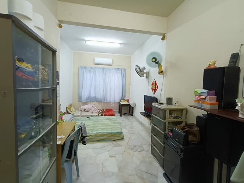2-storey Terraced House for Sale in Taman Cempaka (Ampang) - Kris Tan - Bedroom - PropertyGuru.com.my