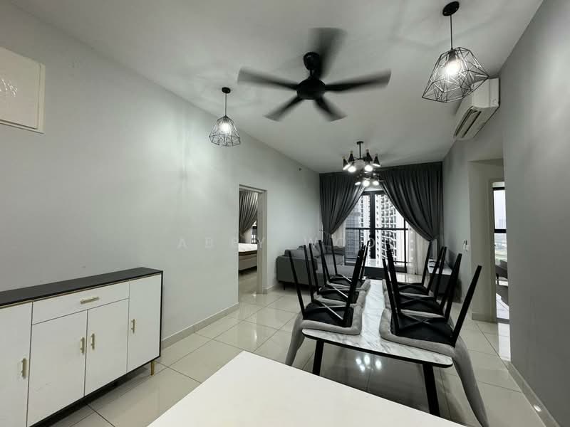 Servis Apartment untuk Disewa di Setia City Residences - Abby Woo - Living Room - PropertyGuru.com.my