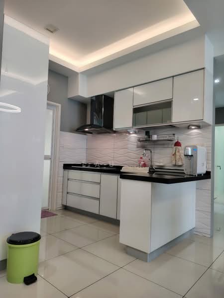 Condominium for Rent at The Peak Residences - LAU . - Kitchen - PropertyGuru.com.my