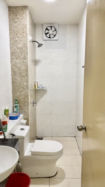 Service Residence for Sale at D'Summit Residences - Janice . - PropertyGuru.com.my