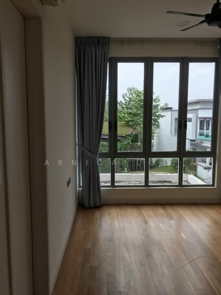 Rumah Teres 3 Tingkat untuk Dijual di Seri Kembangan (Selangor) - Arnica Low - PropertyGuru.com.my
