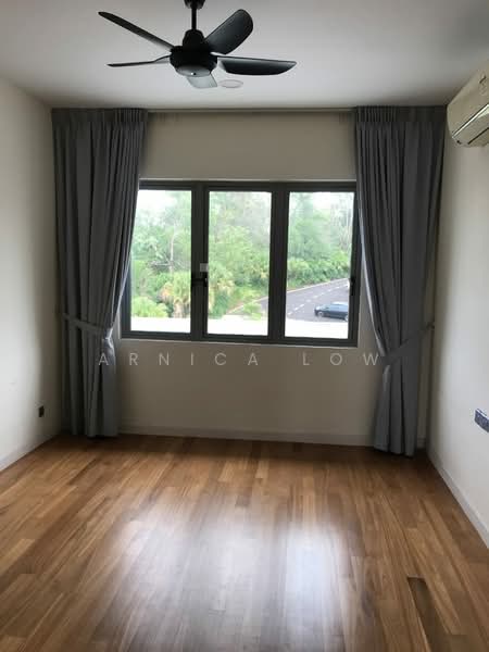 Rumah Teres 3 Tingkat untuk Dijual di Seri Kembangan (Selangor) - Arnica Low - PropertyGuru.com.my