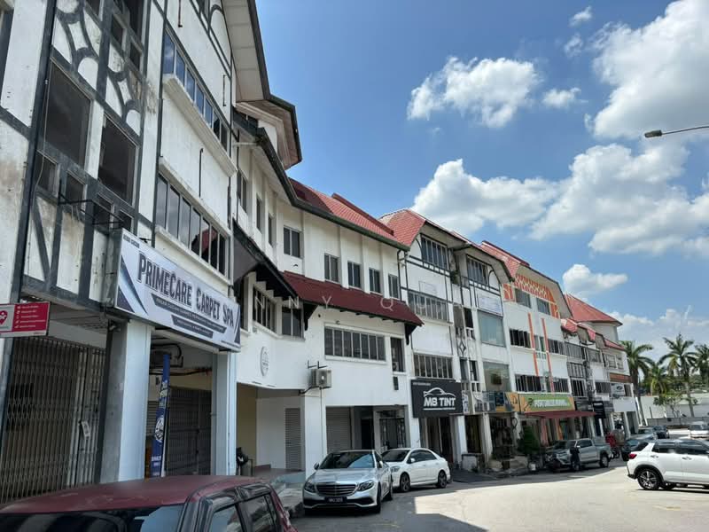 Kedai / Pejabat untuk Disewa di Sungai Buloh (Selangor) - Penny Quah - Exterior - PropertyGuru.com.my