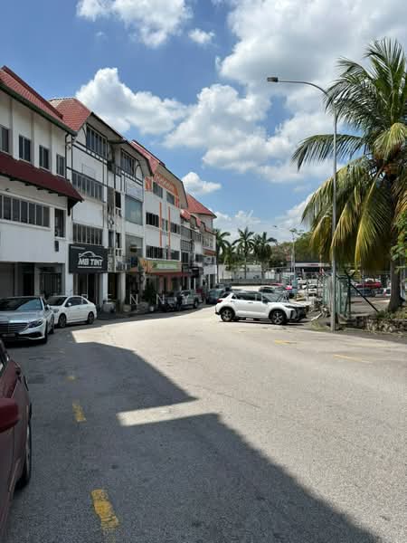 Kedai / Pejabat untuk Disewa di Sungai Buloh (Selangor) - Penny Quah - Exterior - PropertyGuru.com.my