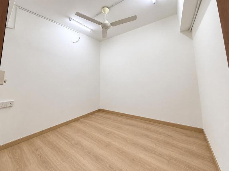 Shop / Office for Rent in Sungai Buloh (Selangor) - Penny Quah - Interior - PropertyGuru.com.my