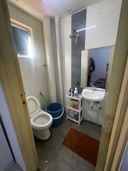 Apartment for Sale at Residensi Melor - YC Lee - Bathroom - PropertyGuru.com.my