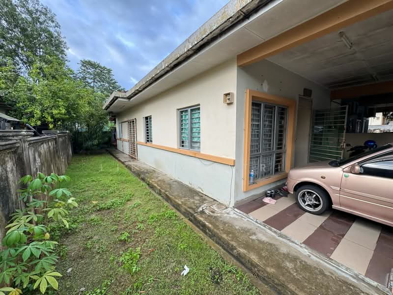 Semi-Detached House for Sale in Taman Pinggiran Pelangi Fasa 2 (Rawang) - Liliey Fitri - PropertyGuru.com.my