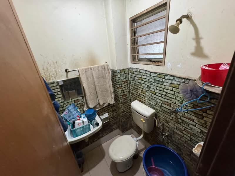 Semi-Detached House for Sale in Taman Pinggiran Pelangi Fasa 2 (Rawang) - Liliey Fitri - PropertyGuru.com.my