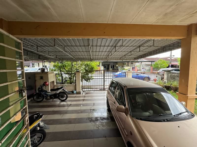 Semi-Detached House for Sale in Taman Pinggiran Pelangi Fasa 2 (Rawang) - Liliey Fitri - PropertyGuru.com.my