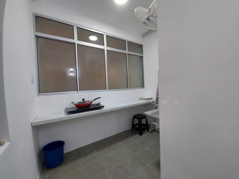 Kondominium untuk Disewa di Platinum OUG Residence - Jasmine Wong - Kitchen - PropertyGuru.com.my