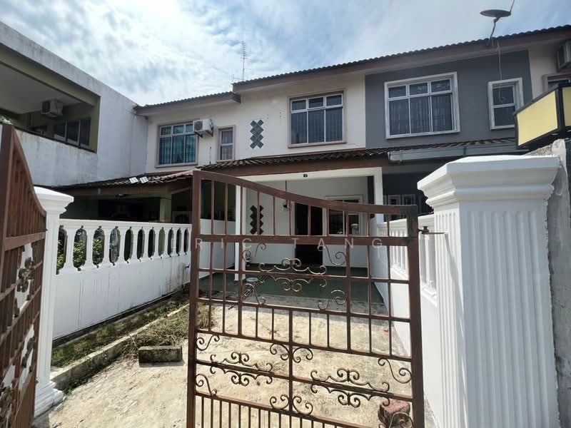 2-storey Terraced House for Rent in Johor Bahru (Johor) - Eric Tang - Exterior - PropertyGuru.com.my