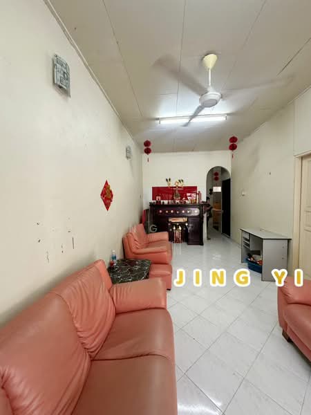 Rumah Teres 1 Tingkat untuk Dijual di Taman Puteri Gunung (Simpang Ampat) - Jing Yi - Living Room - PropertyGuru.com.my