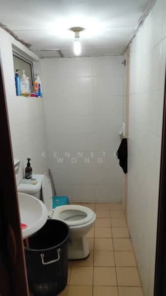 Rumah Bandar untuk Dijual di Taman Amansiara (Rawang) - Kenneth Wong - Bathroom - PropertyGuru.com.my