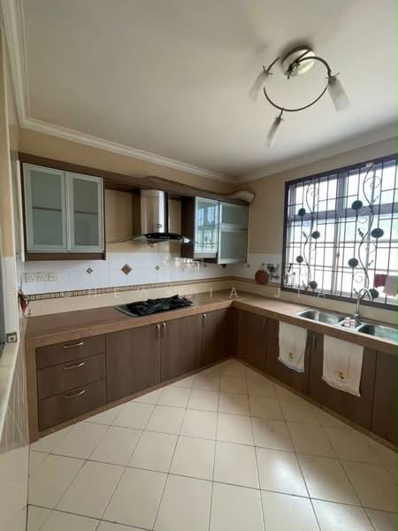 Rumah Berkembar untuk Dijual di Taman Pelangi Indah (Ulu Tiram) - Chew Jia Jia - Kitchen - PropertyGuru.com.my