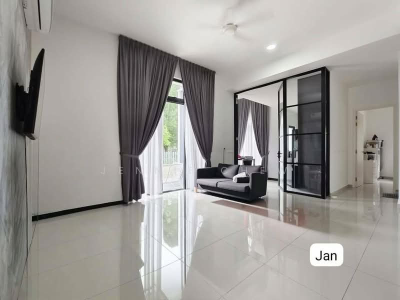 Rumah Berkembar untuk Dijual di Setia Alam (Selangor) - Jennie Chew - Living Room - PropertyGuru.com.my