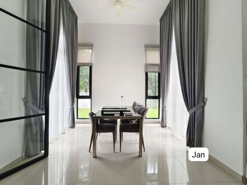 Rumah Berkembar untuk Dijual di Setia Alam (Selangor) - Jennie Chew - Dining Room - PropertyGuru.com.my