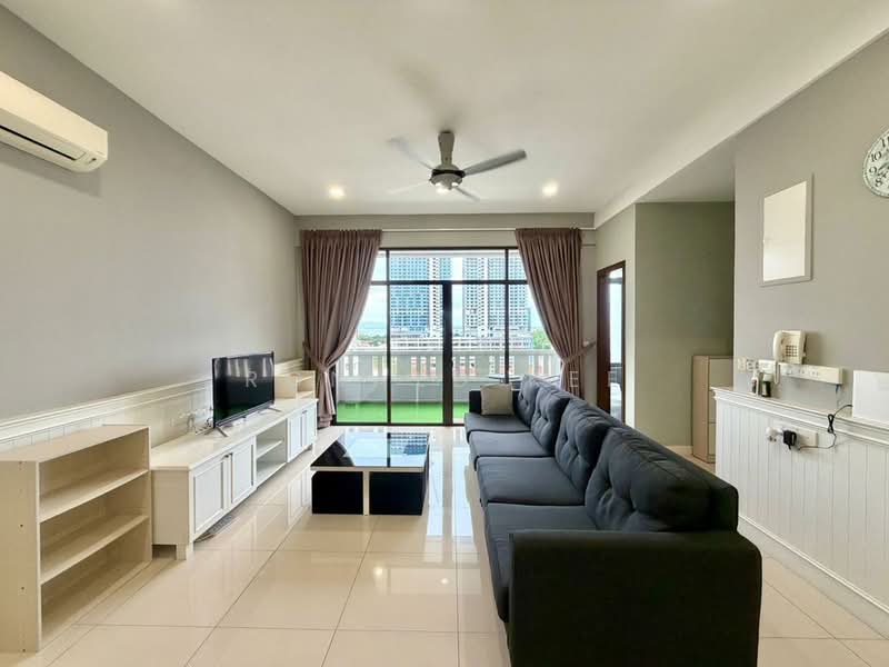 Kondominium untuk Disewa di Logan Residency (Logan Mansion) - Ronald Kee - Living Room - PropertyGuru.com.my