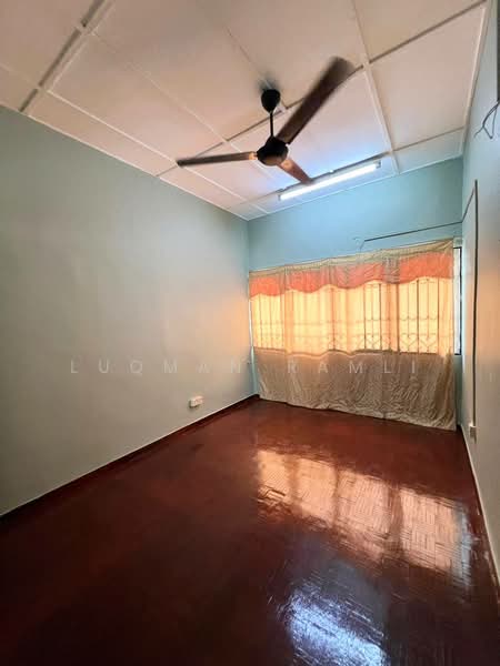 2-storey Terraced House for Sale in Taman Cempaka (Ampang) - Luqman Ramli - Interior - PropertyGuru.com.my