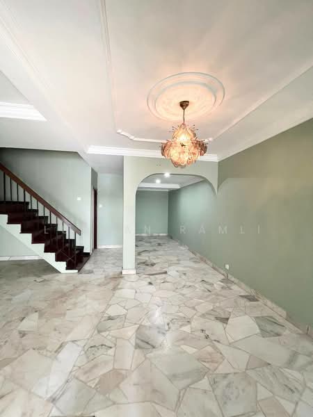 2-storey Terraced House for Sale in Taman Cempaka (Ampang) - Luqman Ramli - Living Room - PropertyGuru.com.my