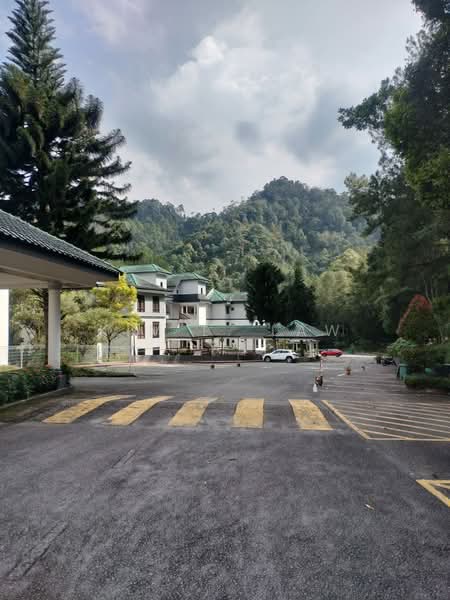 Pangsapuri untuk Dijual di Bunga Raya Apartment - Kim L. Law - Exterior - PropertyGuru.com.my