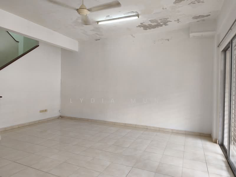 Rumah Teres untuk Dijual di Sungai Long (Bandar Sungai Long) - Lydia Mun - PropertyGuru.com.my