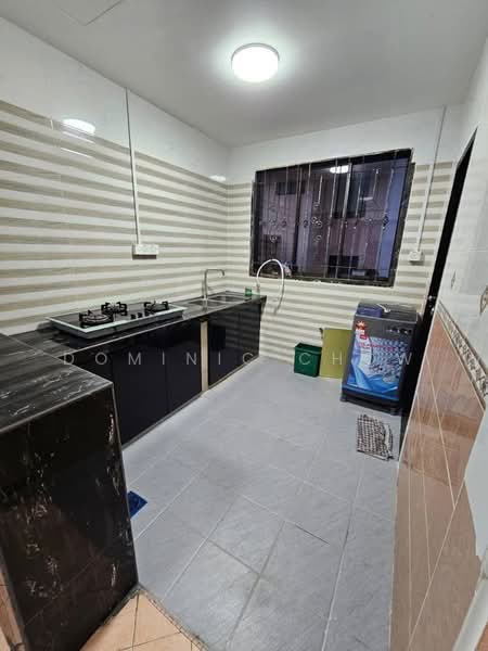 2.5-storey Terraced House for Rent in Johor Bahru (Johor) - Dominic Chow - Kitchen - PropertyGuru.com.my