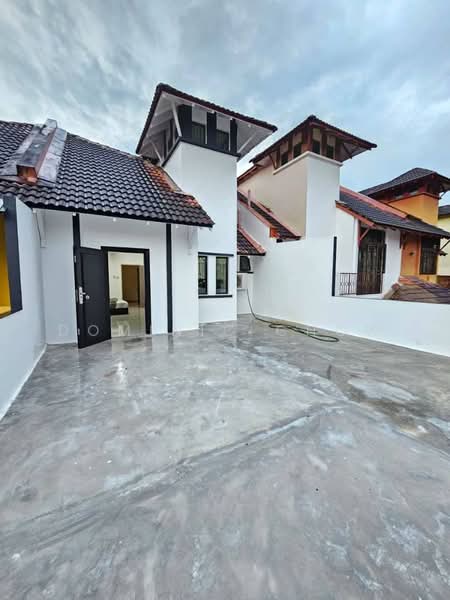 2.5-storey Terraced House for Rent in Johor Bahru (Johor) - Dominic Chow - Exterior - PropertyGuru.com.my