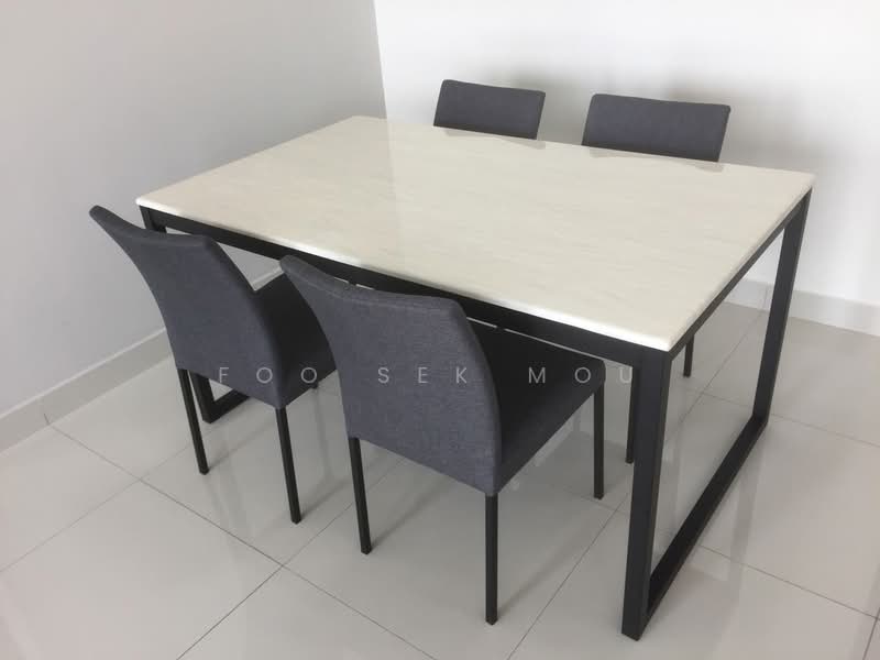 Servis Apartment untuk Dijual di 8 Kinrara - Foo Sek Mou - Dining Room - PropertyGuru.com.my