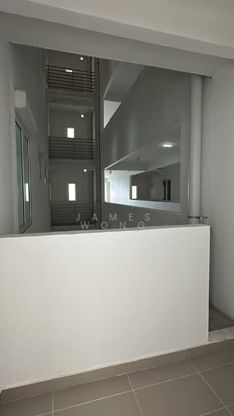 Kondominium untuk Disewa di d'Brightton - James Wong - Corridor - PropertyGuru.com.my
