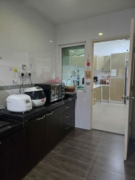 3-storey Terraced House for Sale in Taman Fadason (Kepong) - Jasemin Chia - Kitchen - PropertyGuru.com.my