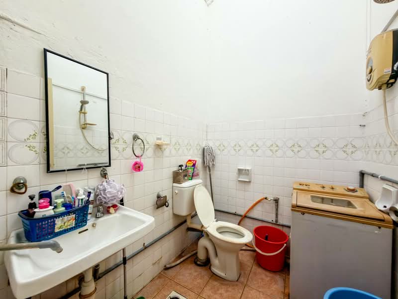 Terraced House for Sale in Ampang Jaya (Ampang) - Yasmin Sulaiman - Bathroom - PropertyGuru.com.my