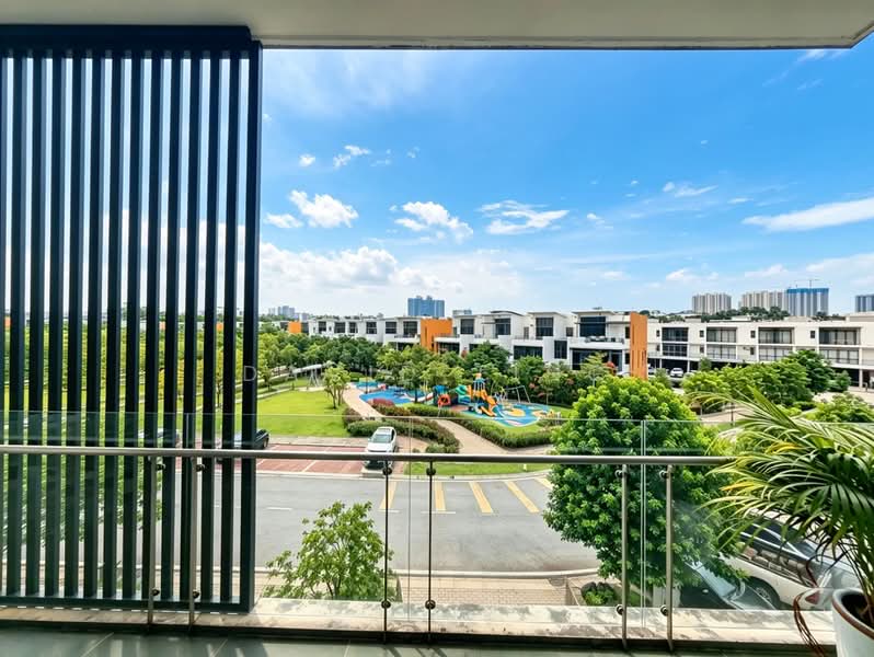 Rumah Teres 3 Tingkat untuk Dijual di Lake Fields (Sungai Besi) - David Ting - Balcony - PropertyGuru.com.my