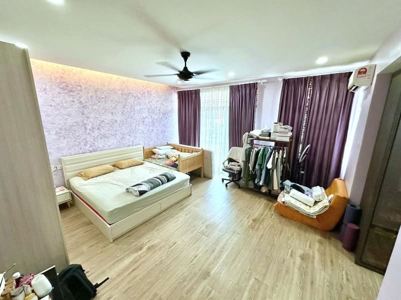 Semi-Detached House for Sale in Taman Bukit Jaya (Ulu Tiram) - Karl Lim - Bedroom - PropertyGuru.com.my