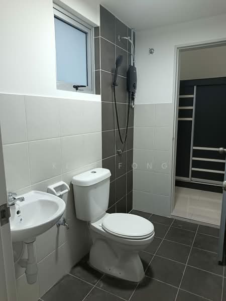 Rumah Teres untuk Disewa di Sepang (Selangor) - Kent Fong - Bathroom - PropertyGuru.com.my