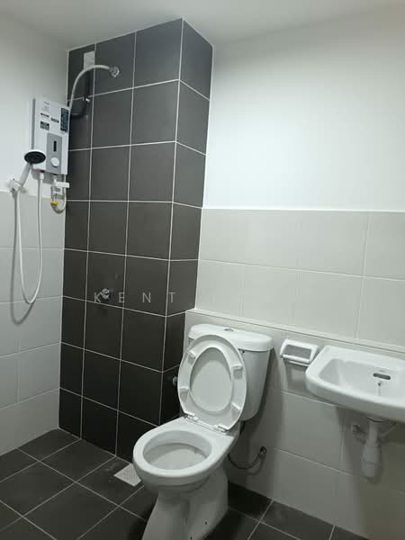 Rumah Teres untuk Disewa di Sepang (Selangor) - Kent Fong - Bathroom - PropertyGuru.com.my